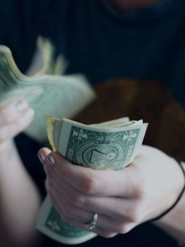7 Most Profitable Online Business Ideas for Housewives